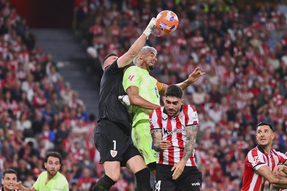 苏超南京主帅：业余球员比赛有6万多人观战，在西班牙见不到