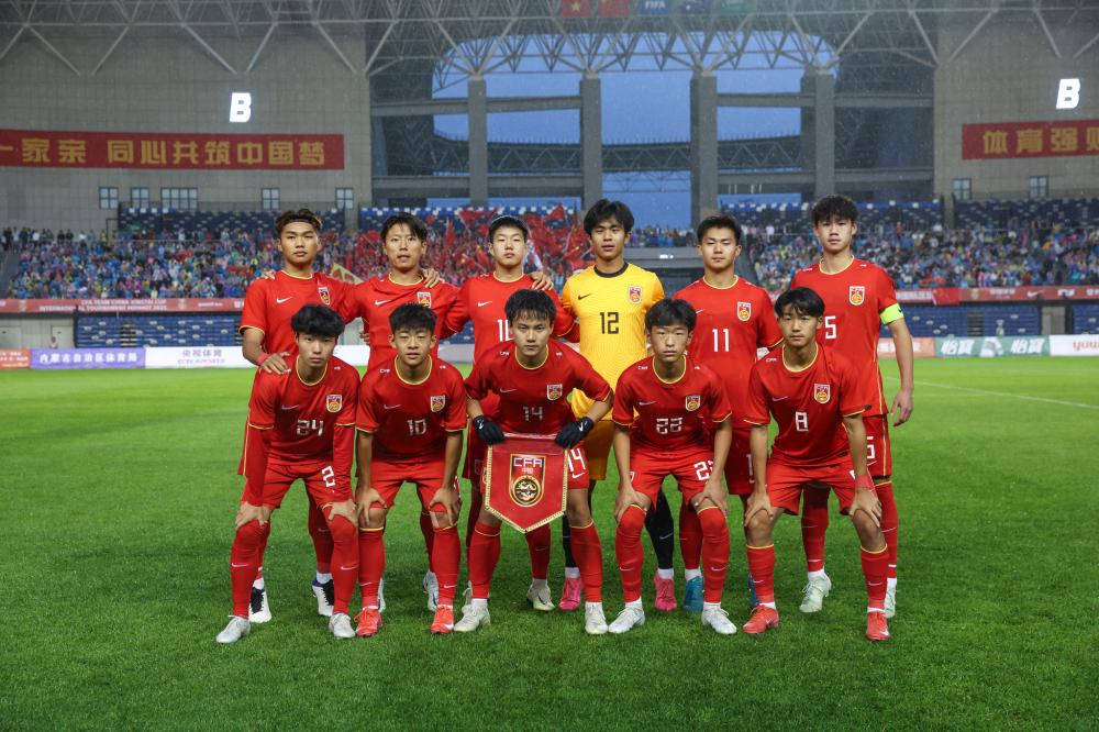 官方：FC今治与主帅仓石圭二续约至26／27赛季结束